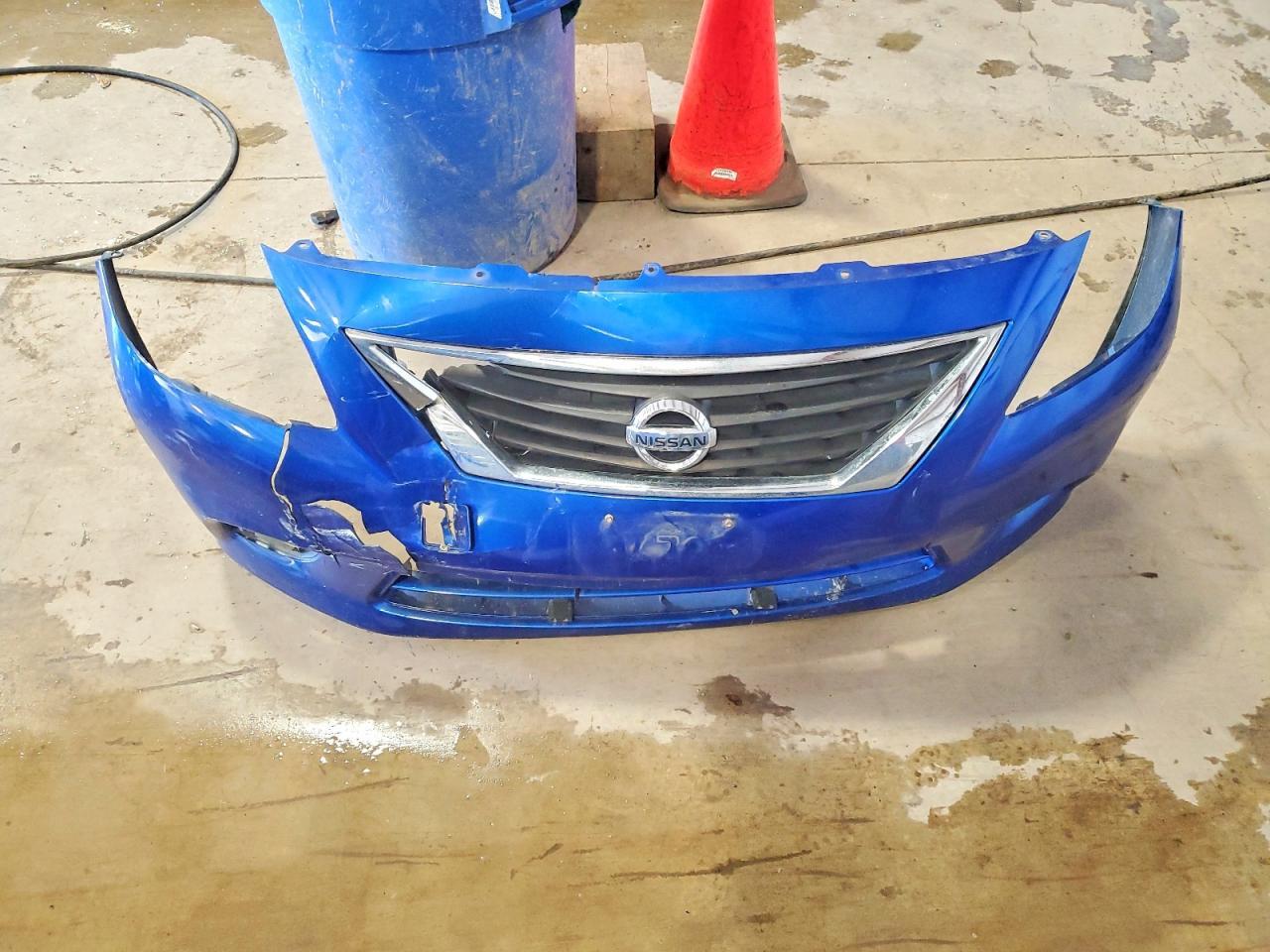 2012 NISSAN VERSA