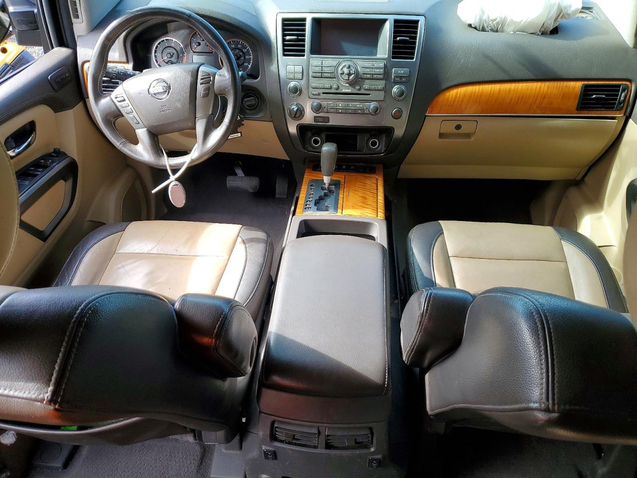 2015 NISSAN Armada
