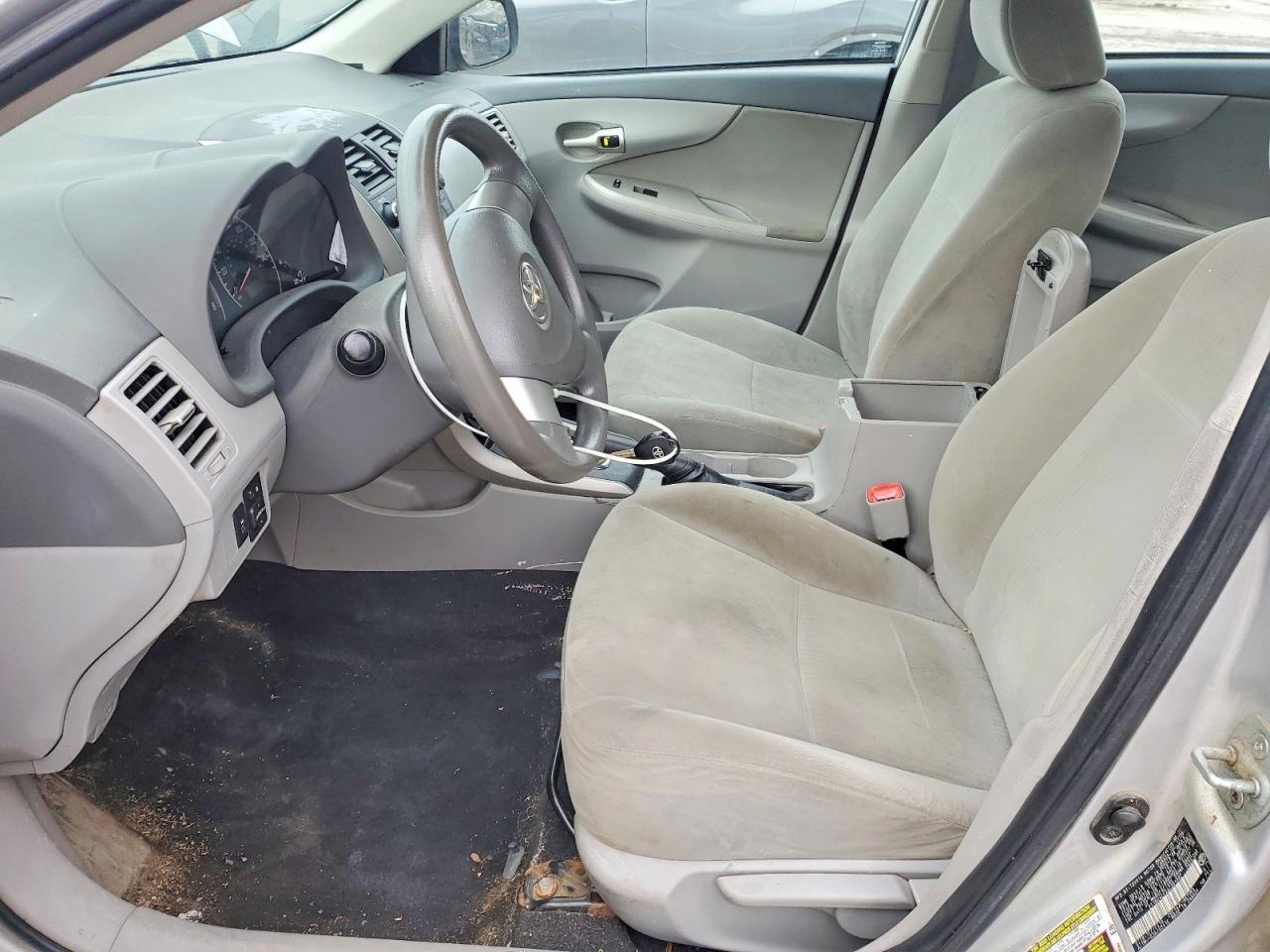 2010 TOYOTA COROLLA
