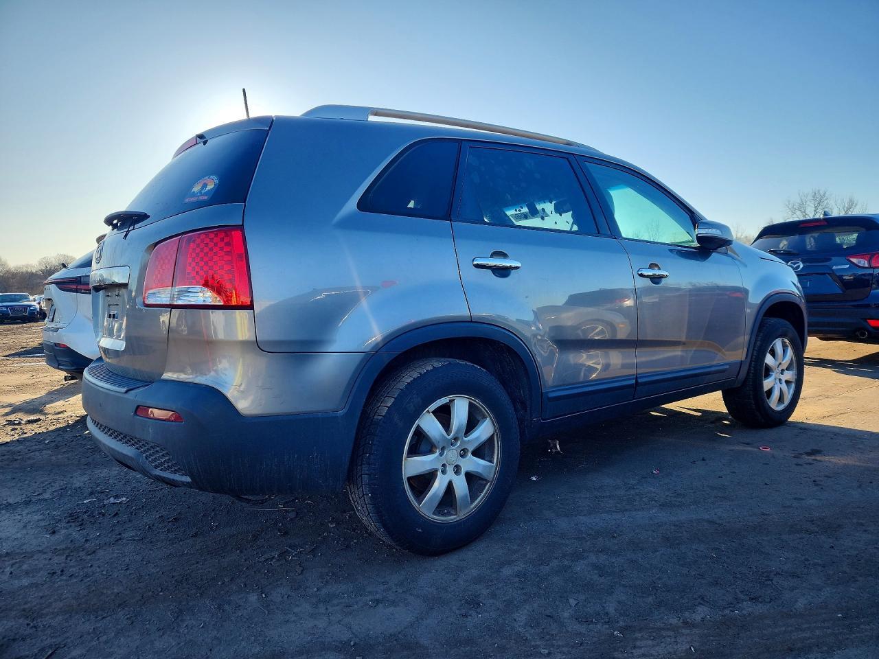 2011 KIA SORENTO