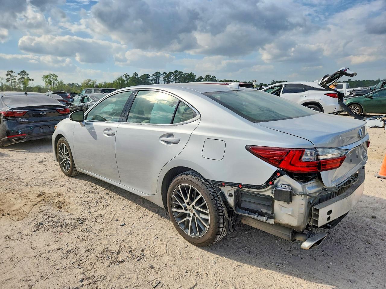 2017 LEXUS ES 350