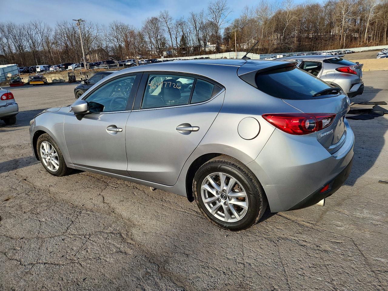 2015 MAZDA 3