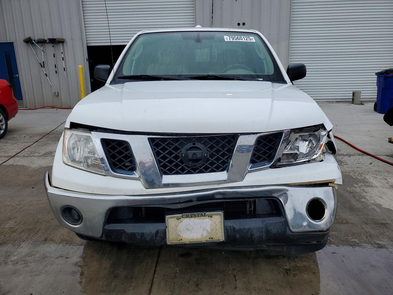 2011 NISSAN Frontier