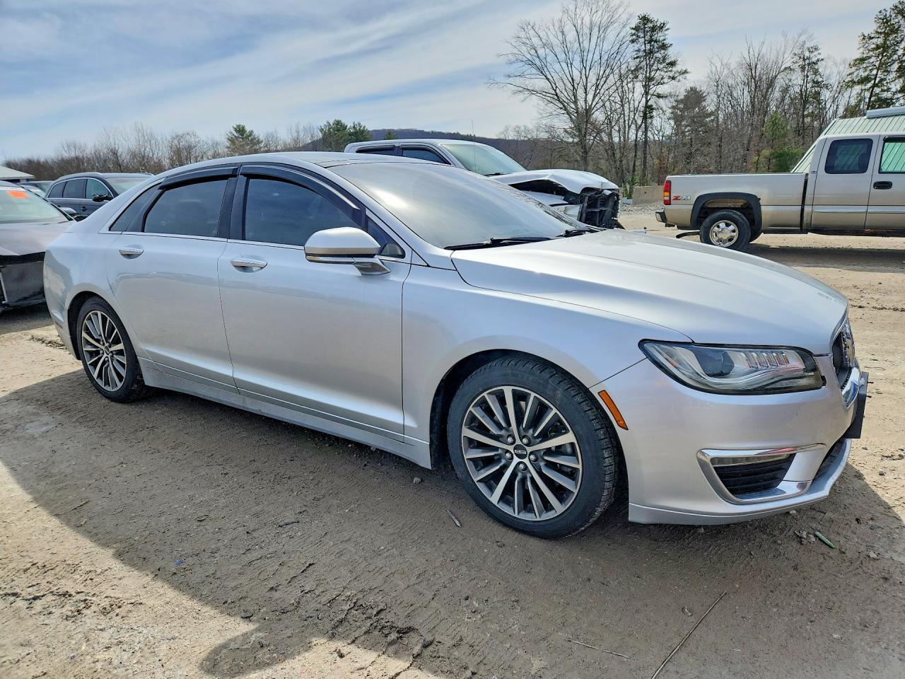 2017 LINCOLN MKZ
