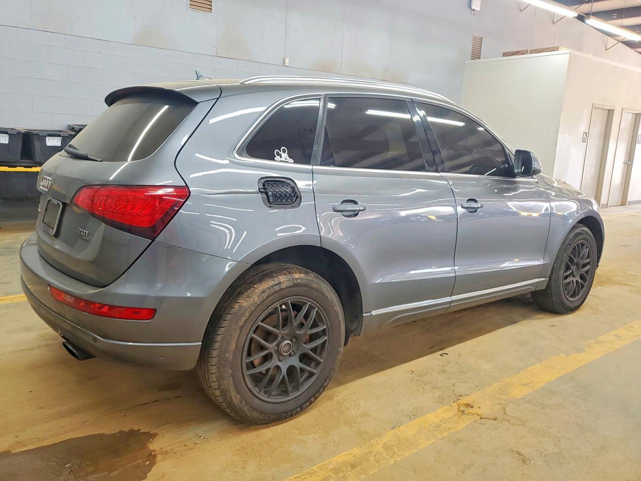 2013 AUDI Q5