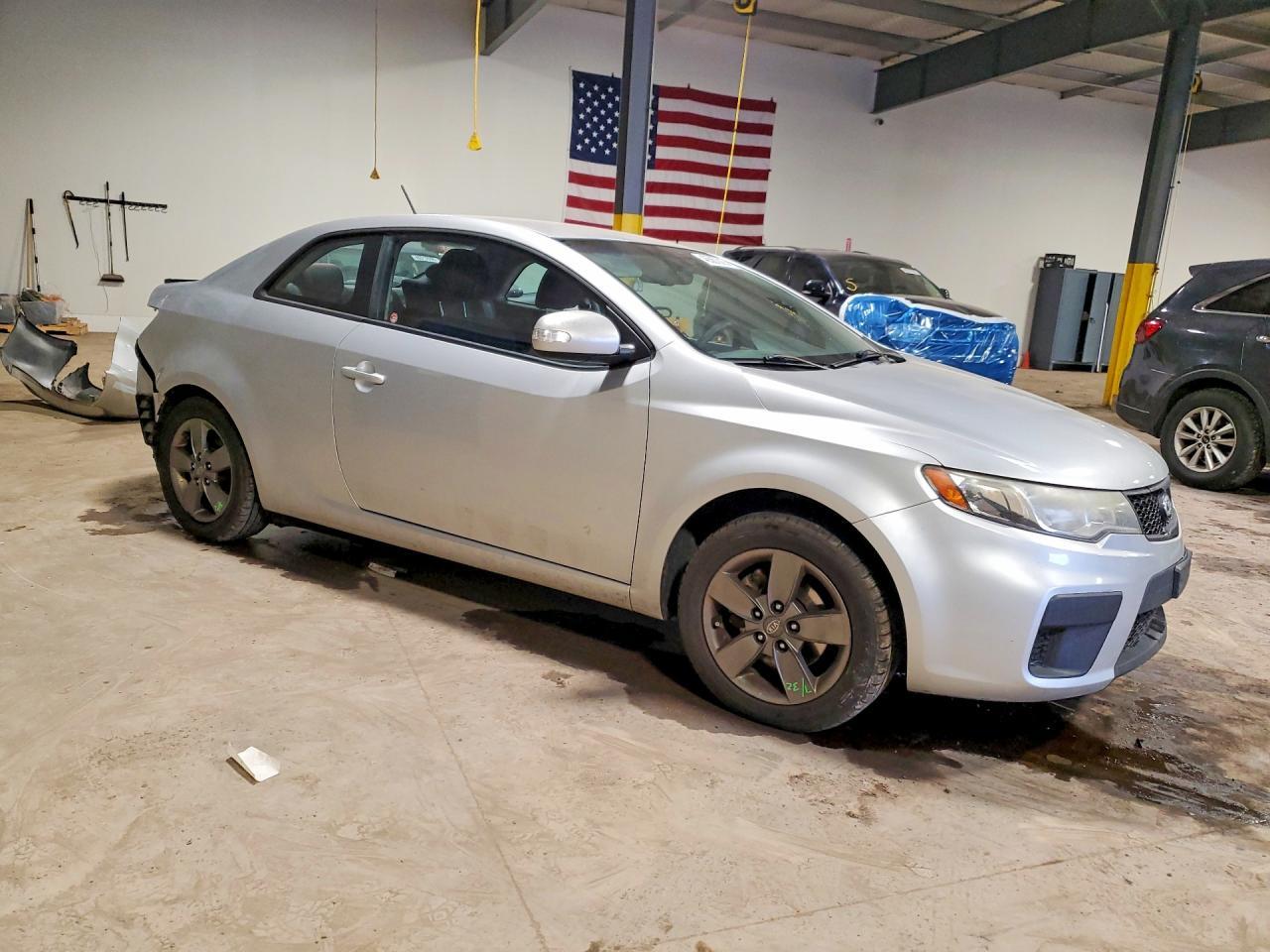 2010 KIA FORTE