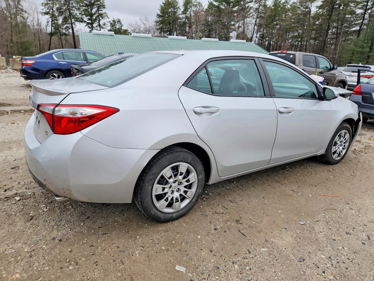 2016 TOYOTA COROLLA