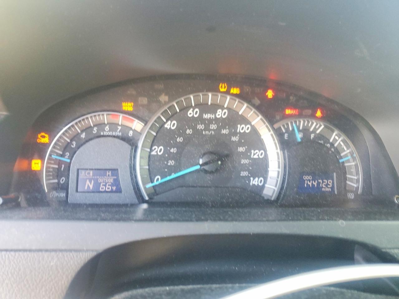 2014 TOYOTA CAMRY