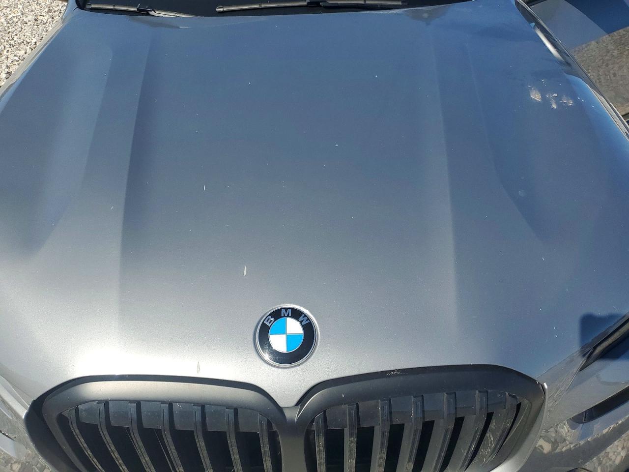 2025 BMW X7