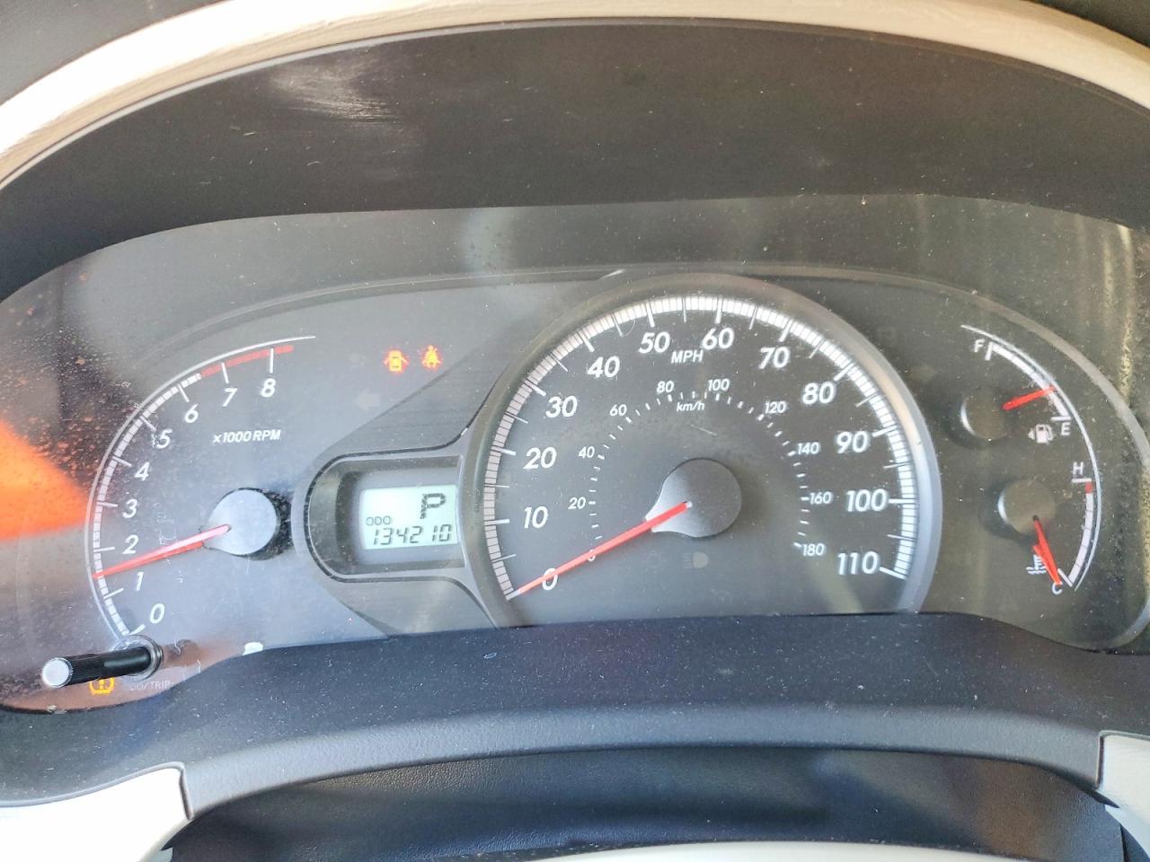 2012 TOYOTA SIENNA
