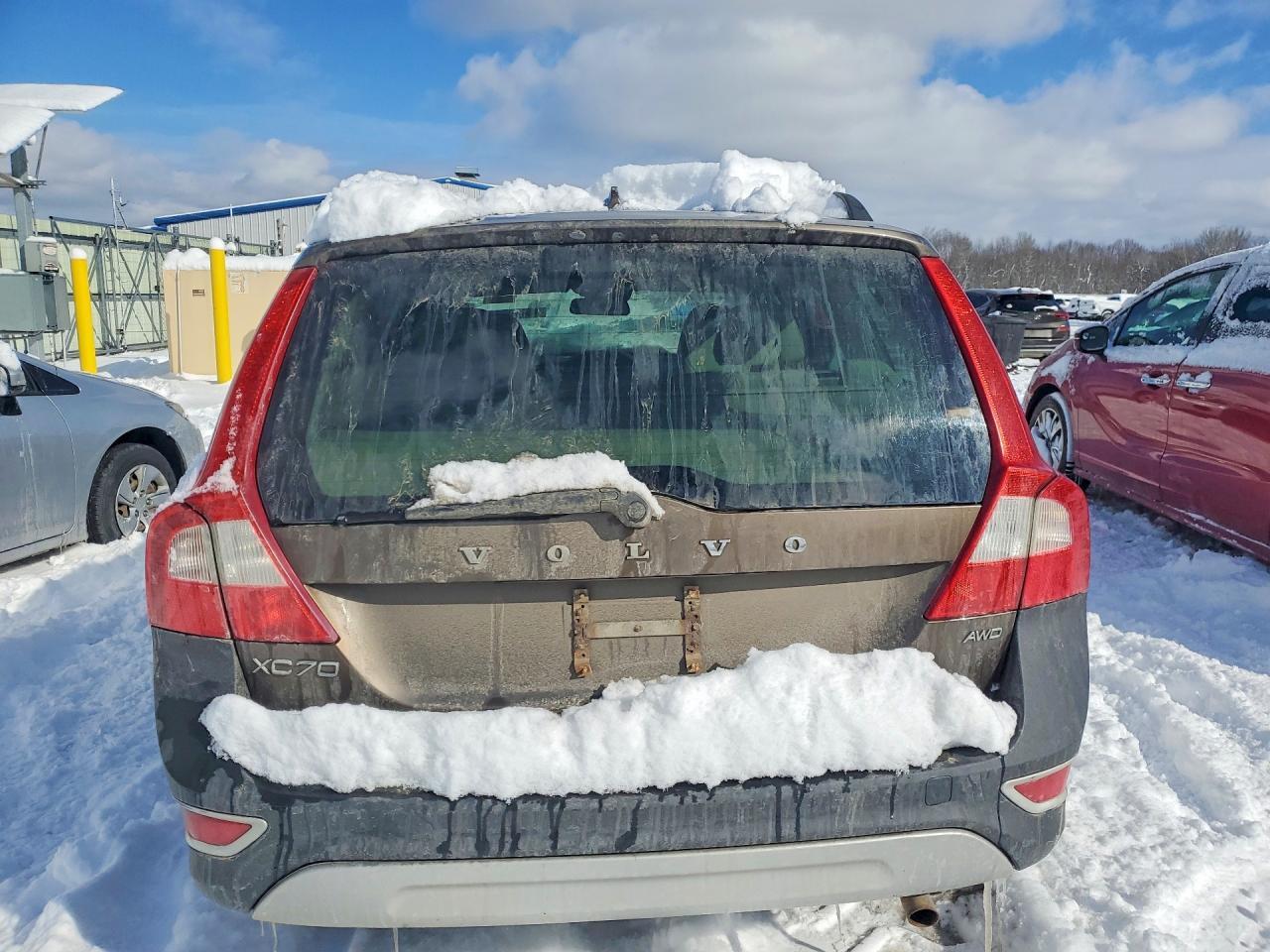 2012 VOLVO XC70