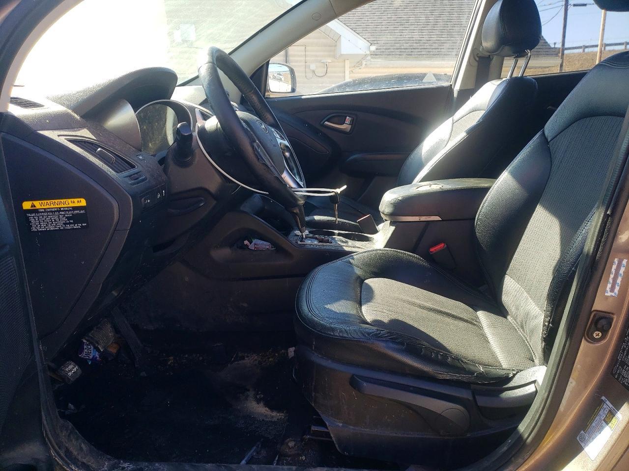 2010 HYUNDAI TUCSON