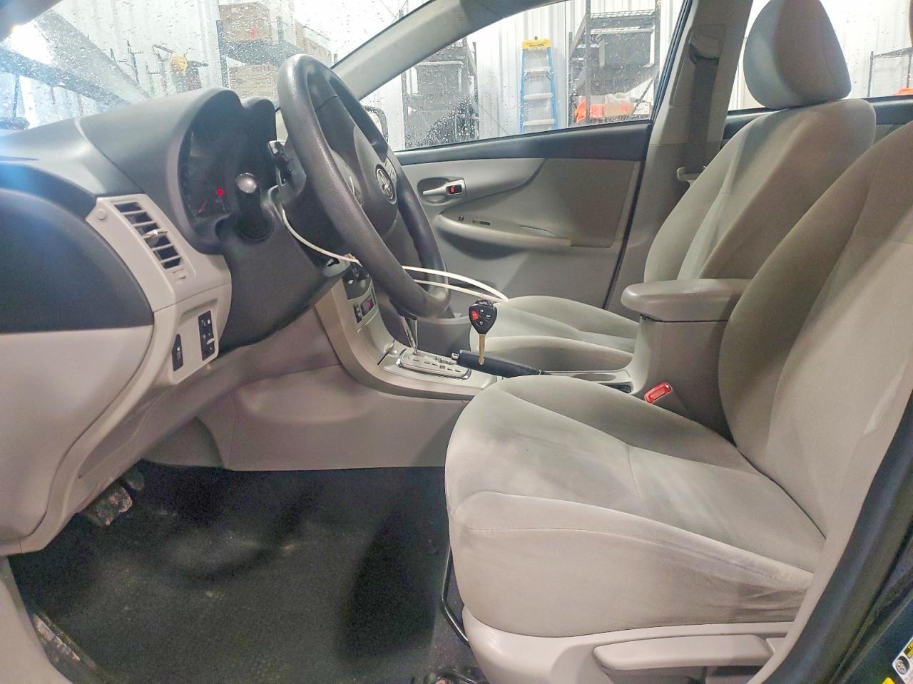 2011 TOYOTA COROLLA