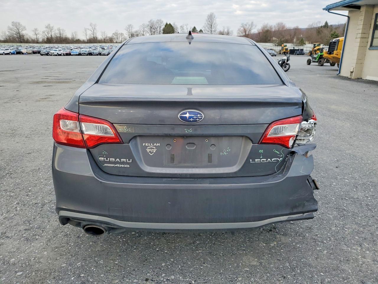2018 SUBARU Legacy
