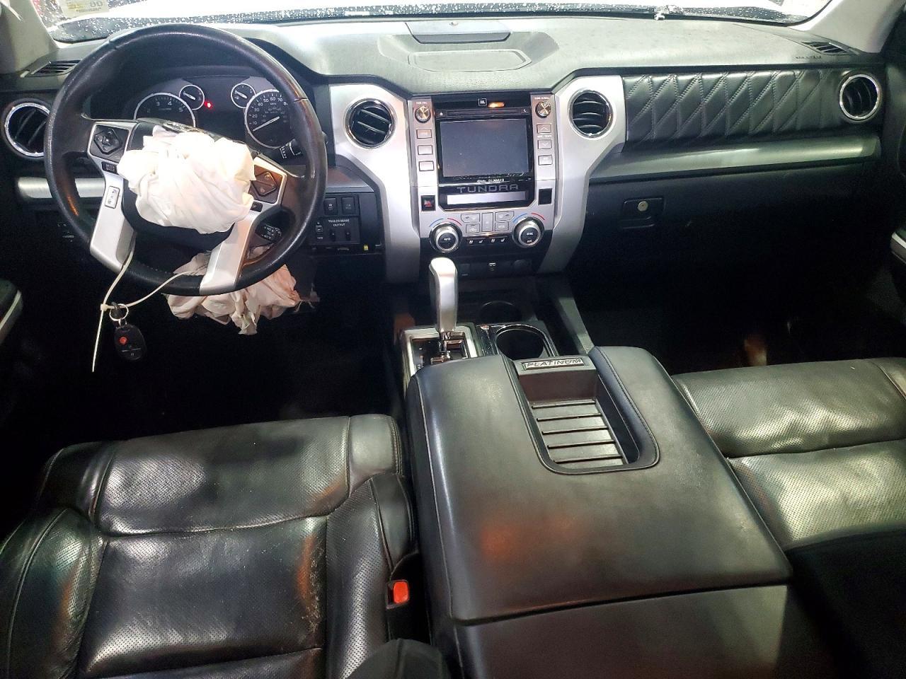 2017 TOYOTA TUNDRA