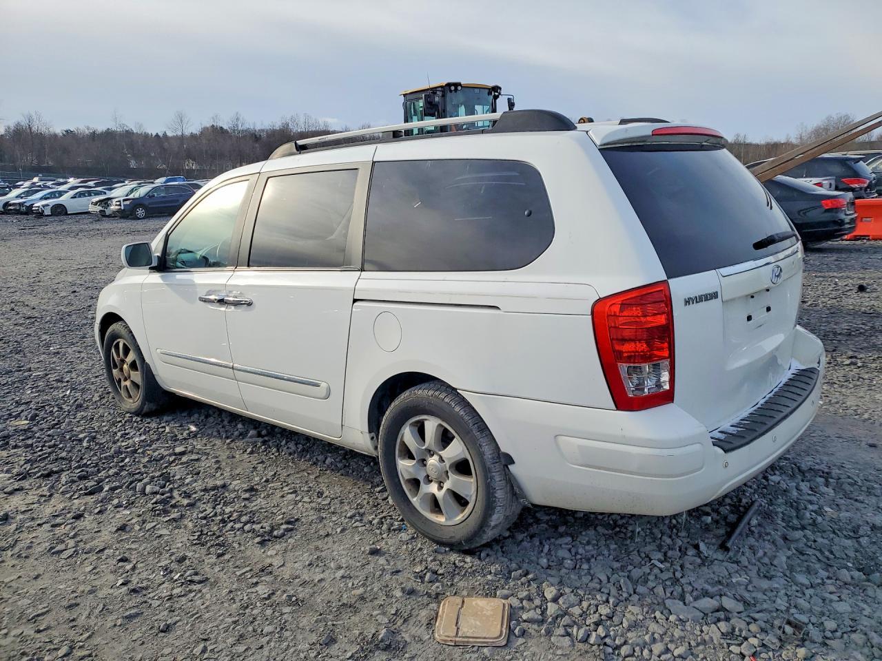 2008 HYUNDAI Entourage