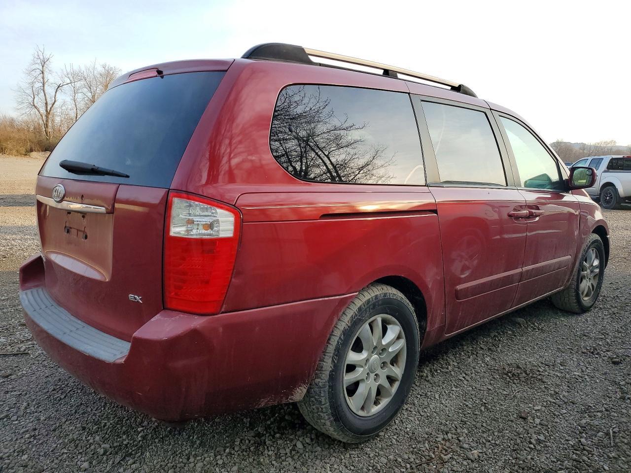 2008 KIA SEDONA