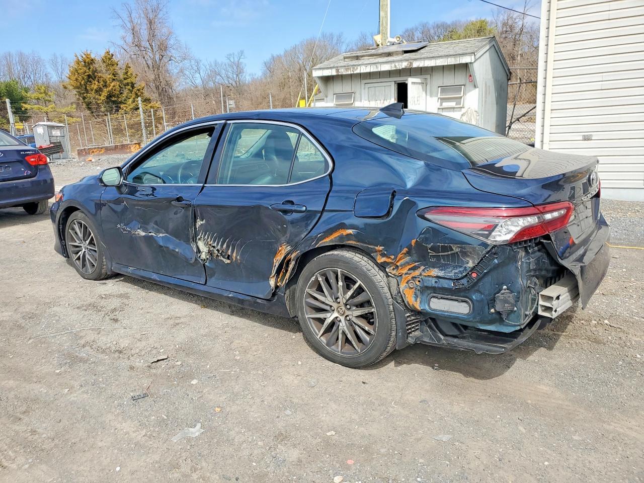 2021 TOYOTA CAMRY