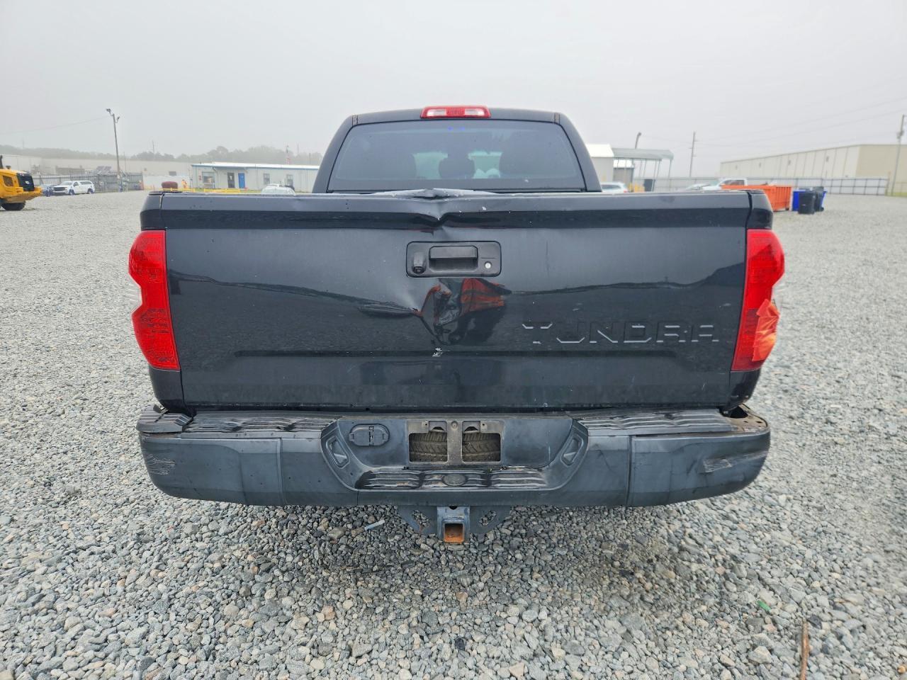 2014 TOYOTA TUNDRA