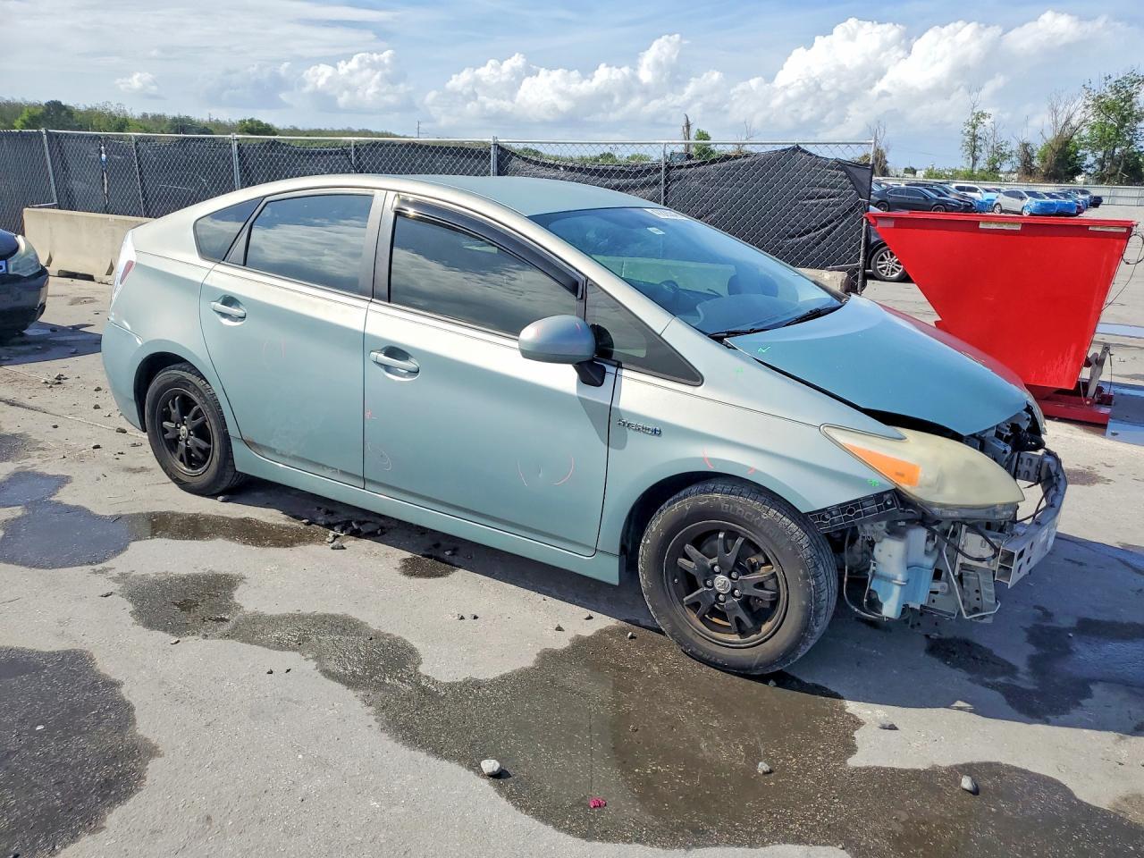 2012 TOYOTA PRIUS
