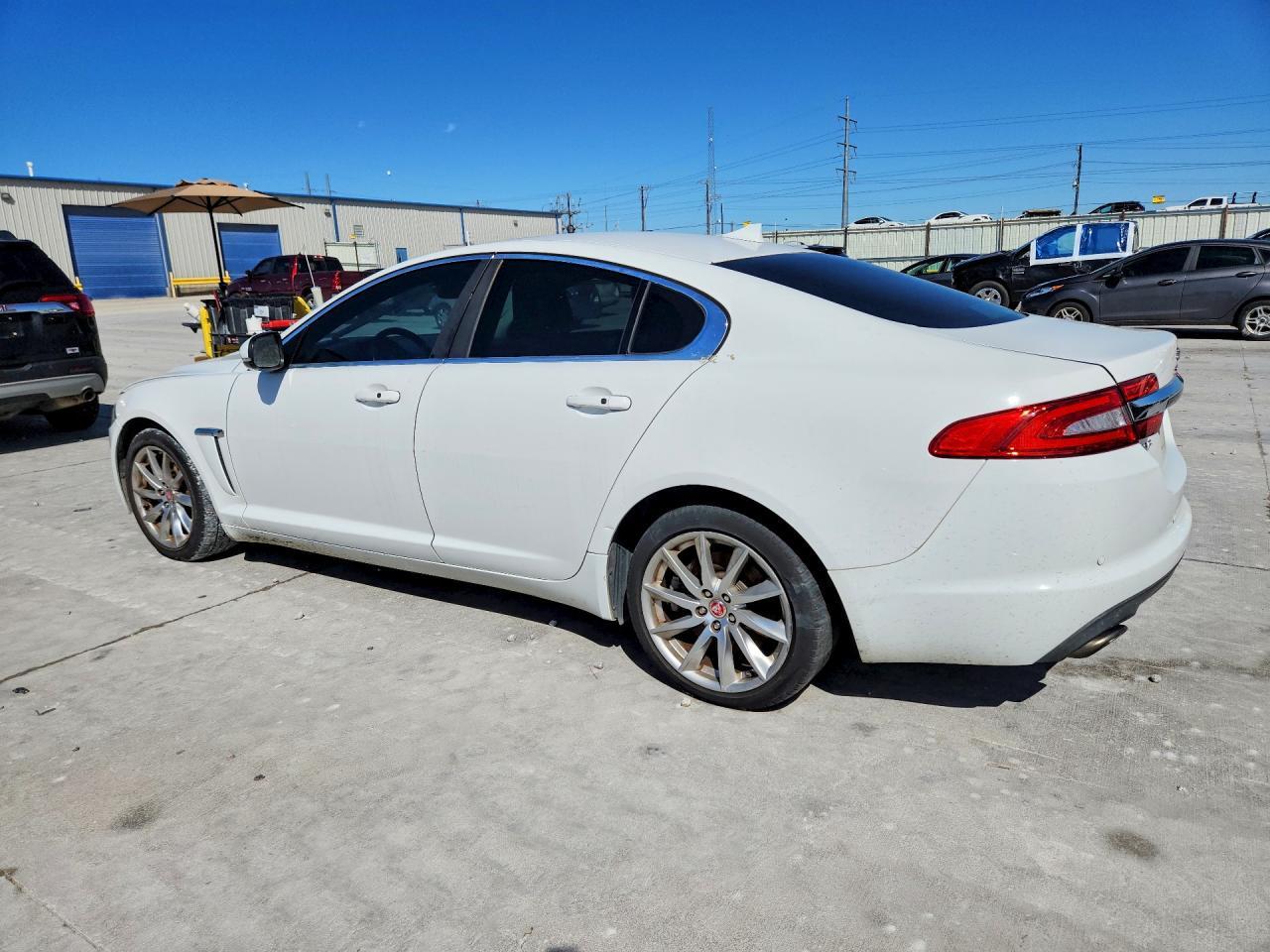 2015 JAGUAR XF