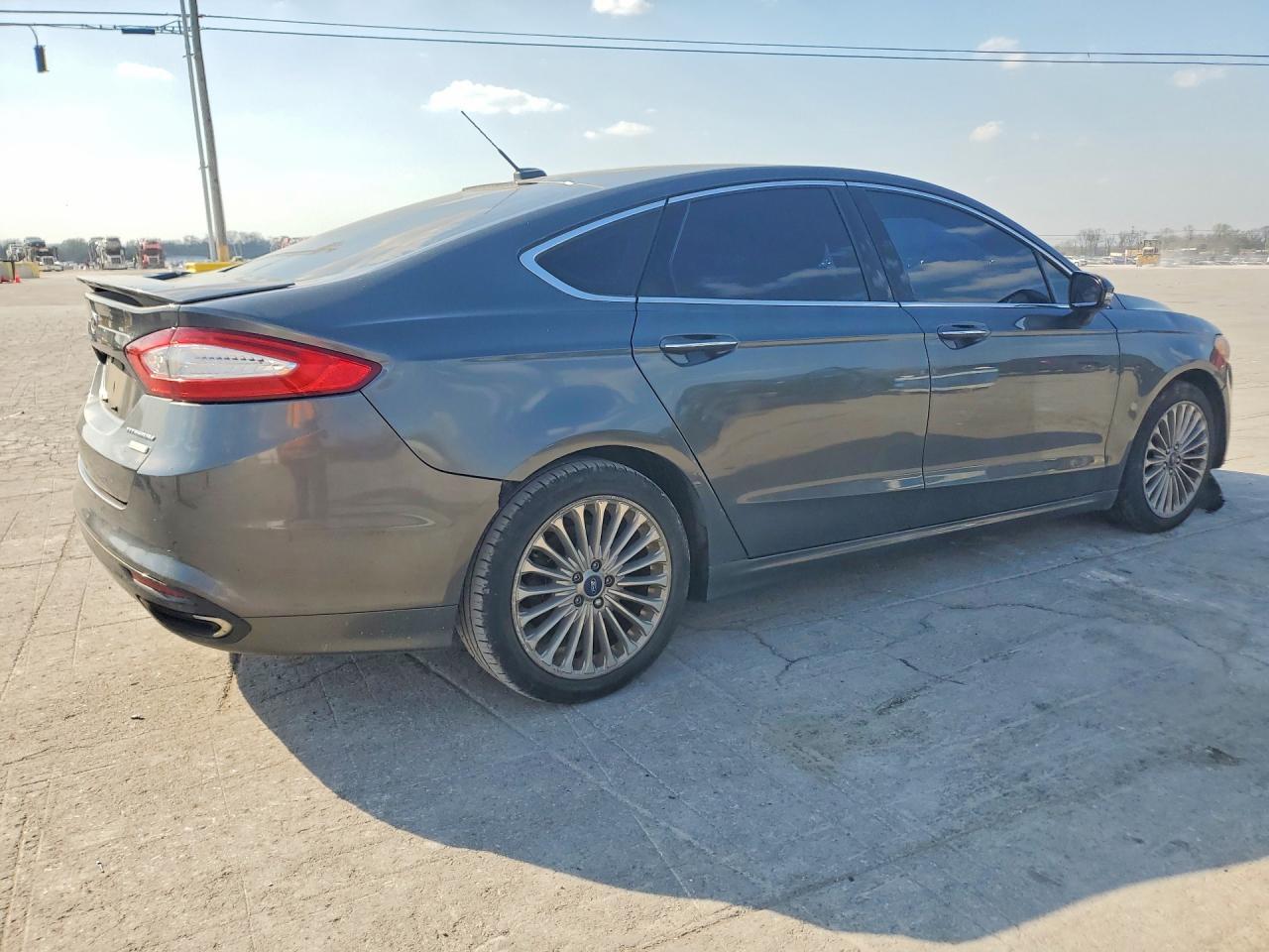 2016 FORD FUSION