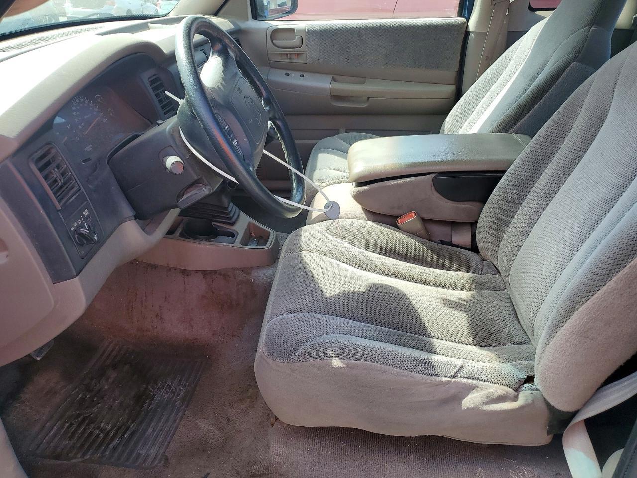 2004 DODGE Dakota