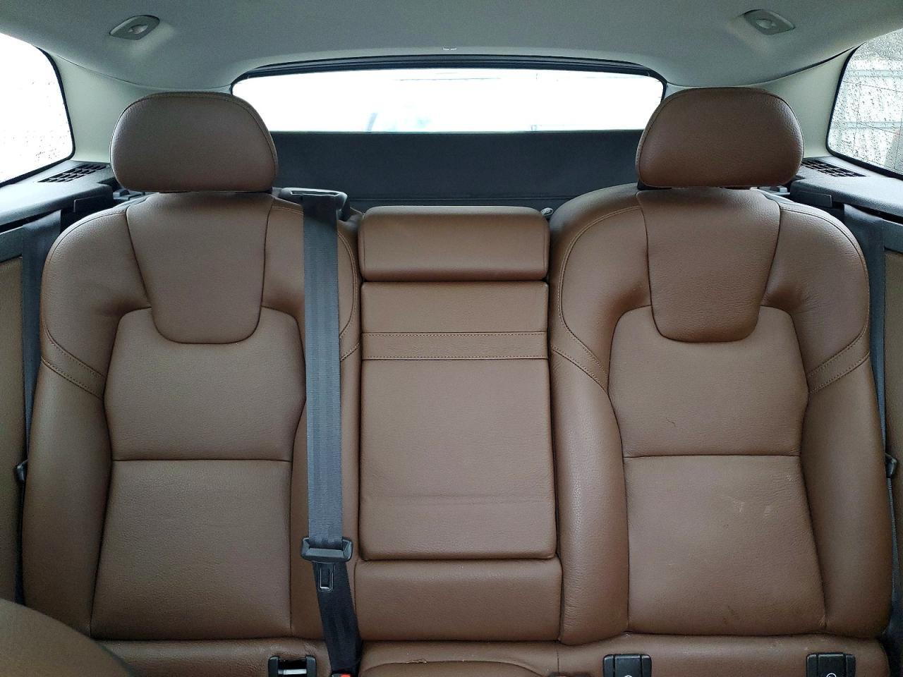 2018 VOLVO XC60