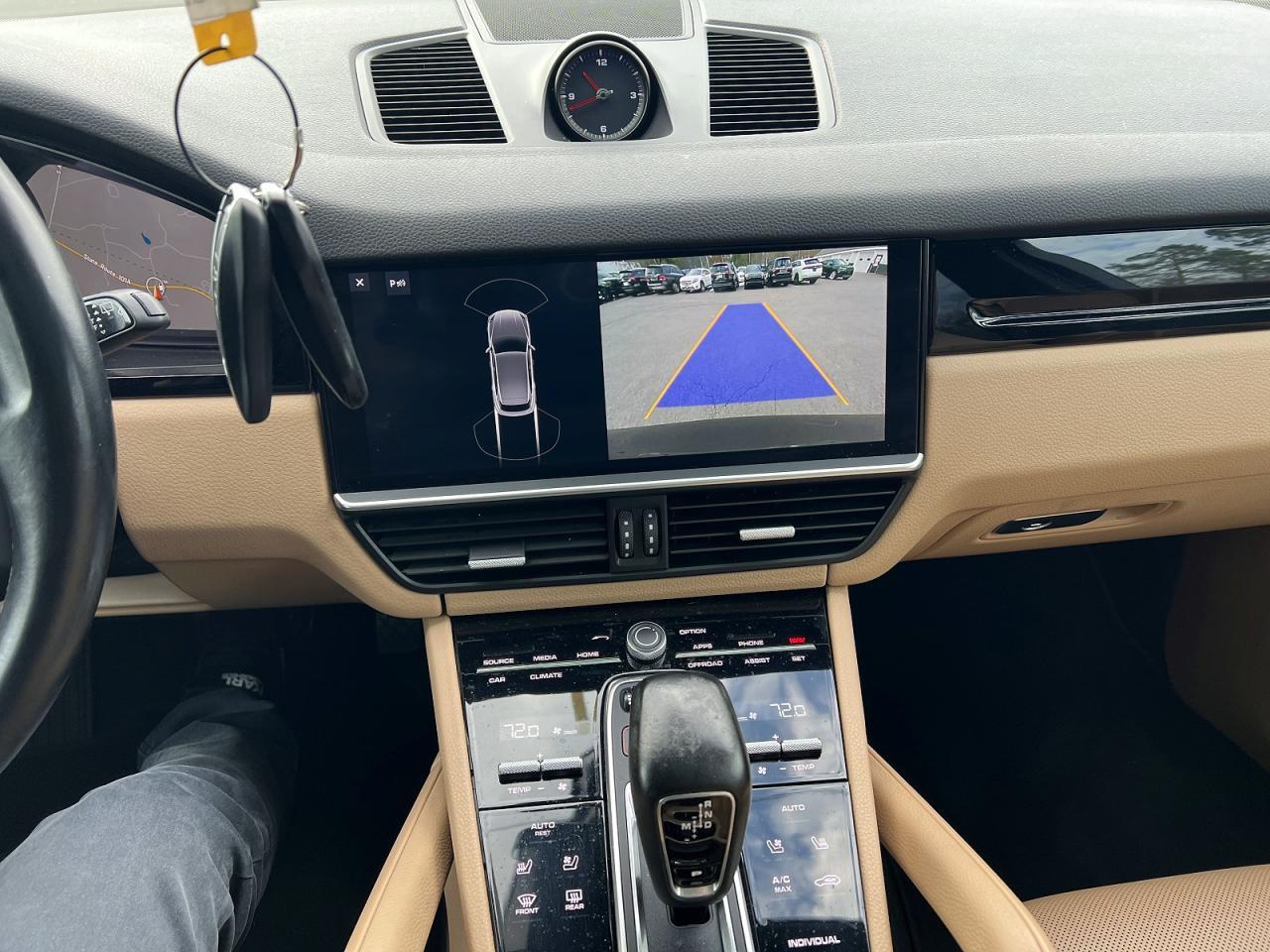 2020 PORSCHE CAYENNE