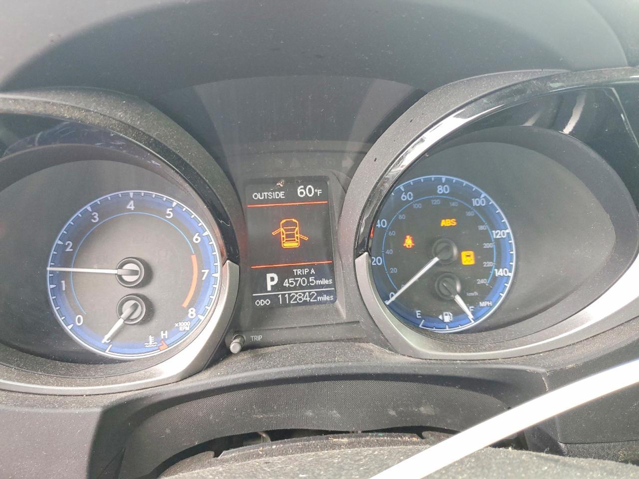 2015 TOYOTA COROLLA