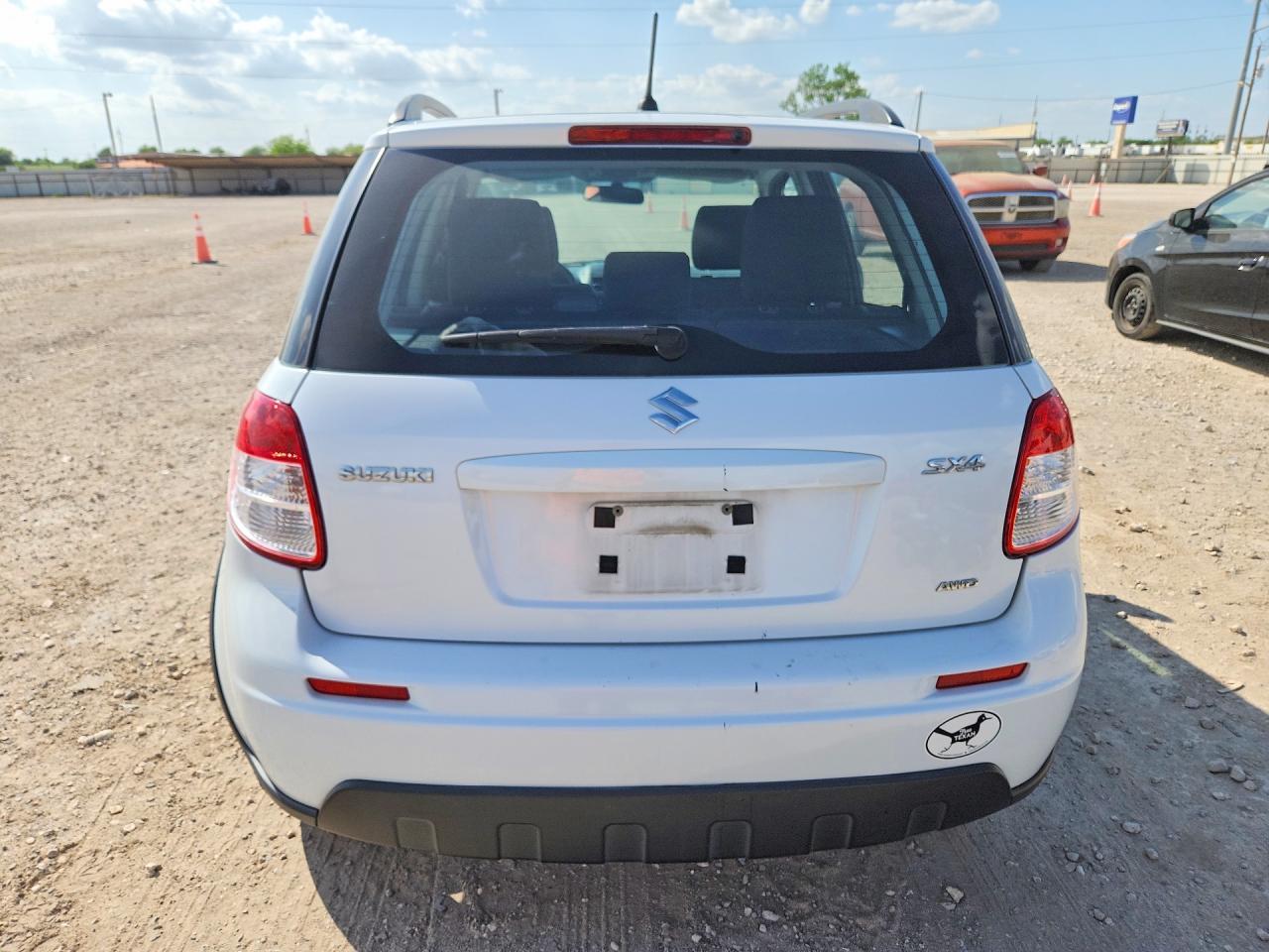 2012 SUZUKI SX4