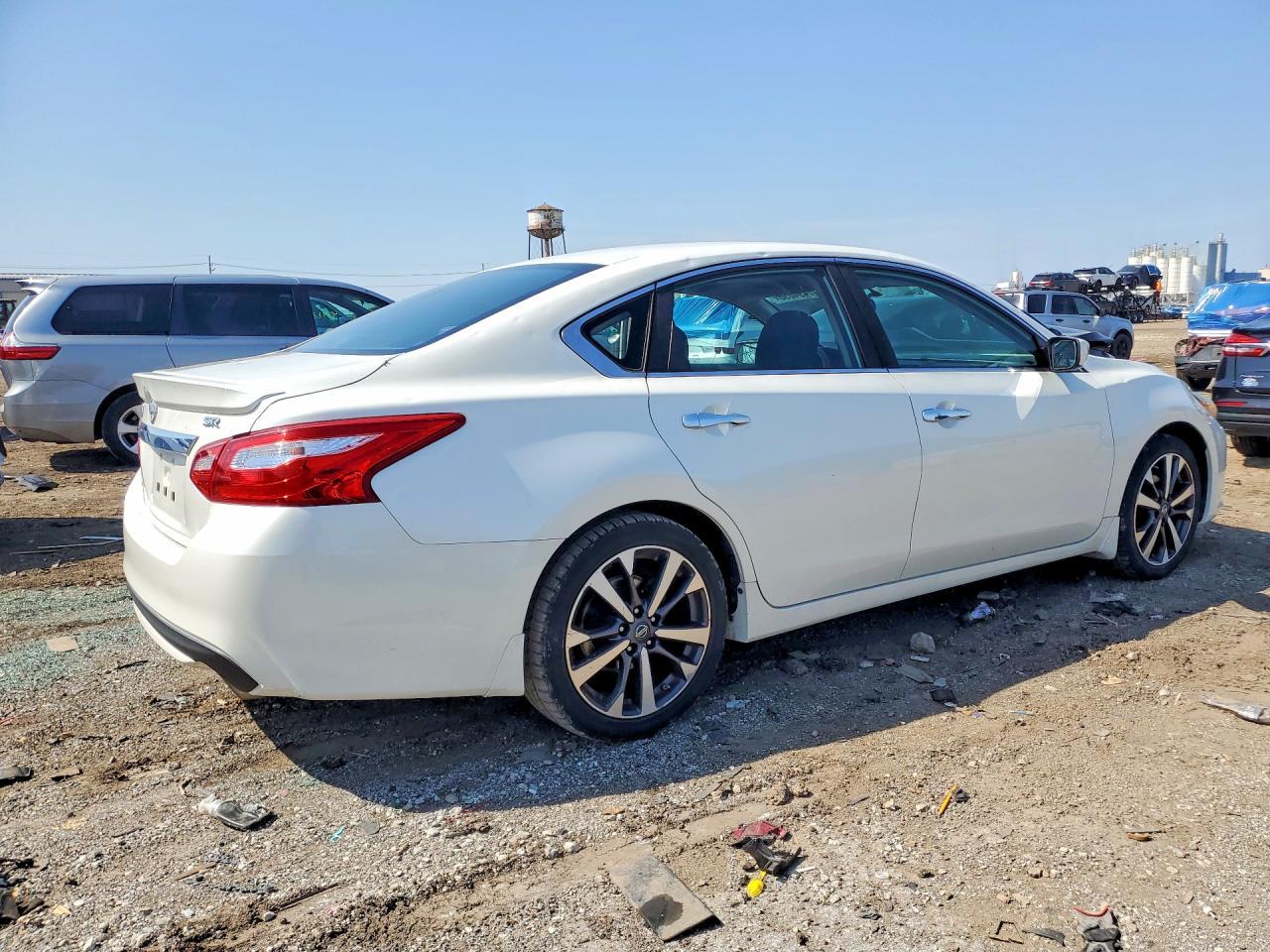 2016 NISSAN ALTIMA