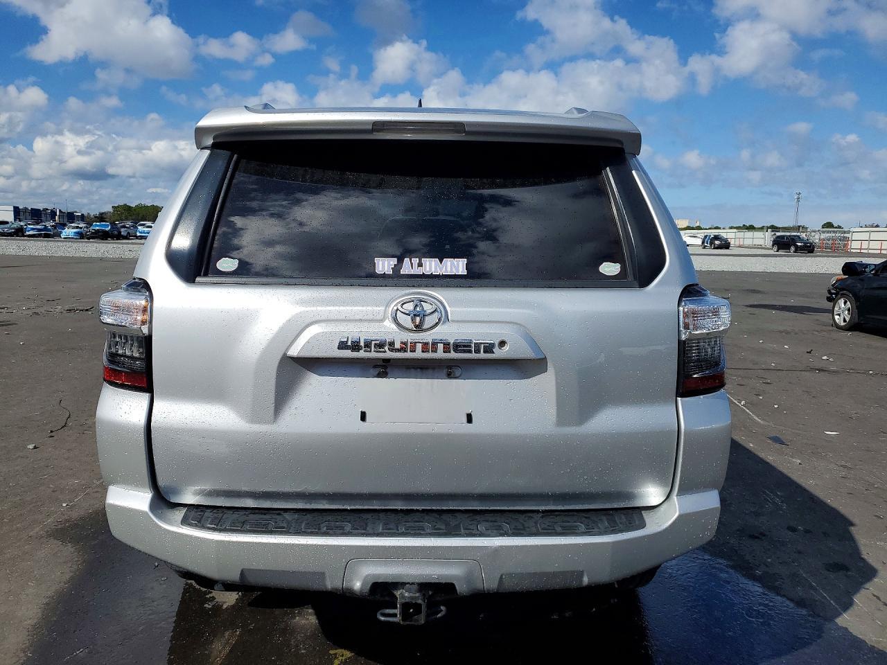 2017 TOYOTA 4Runner
