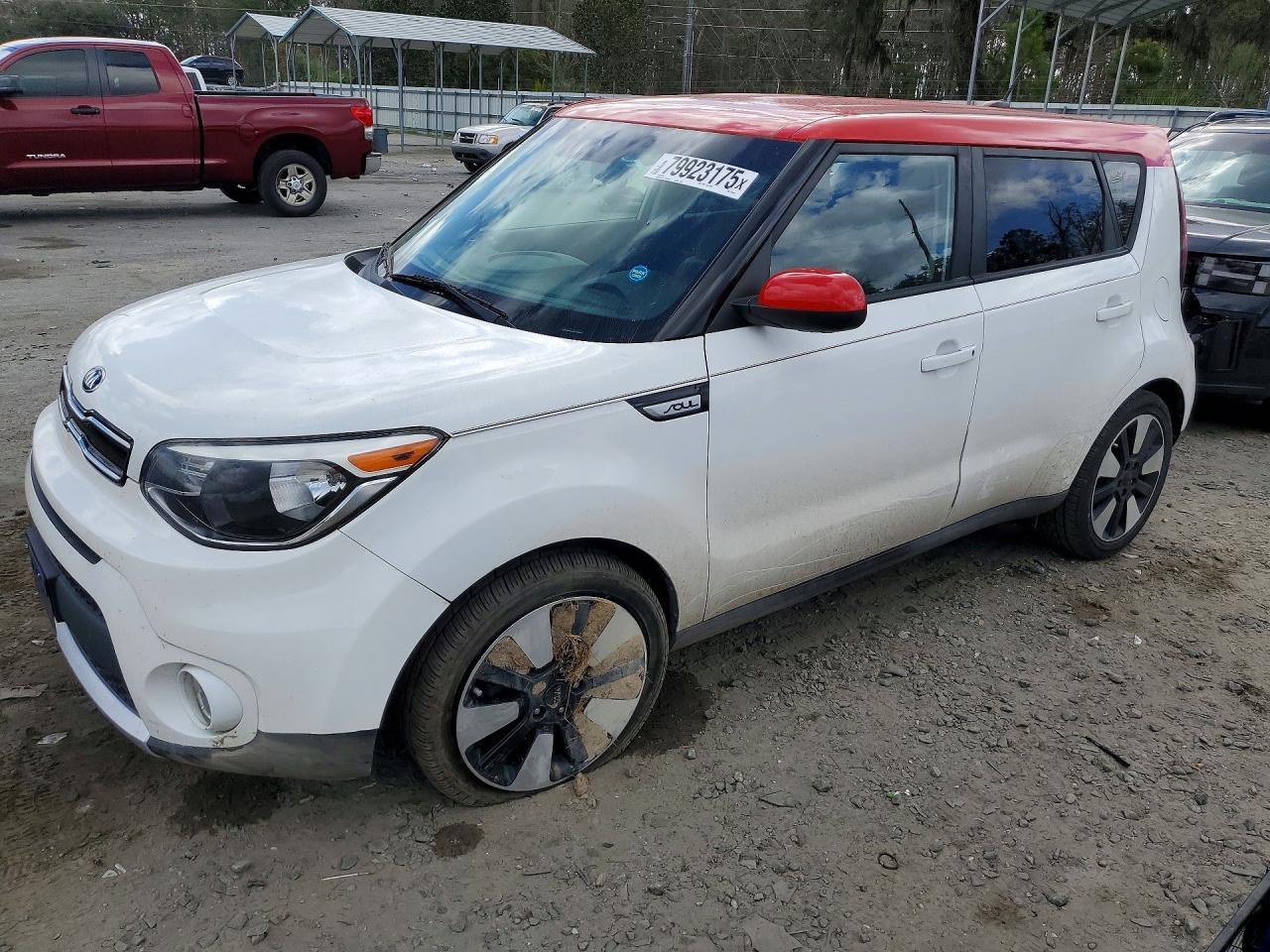 2017 KIA SOUL