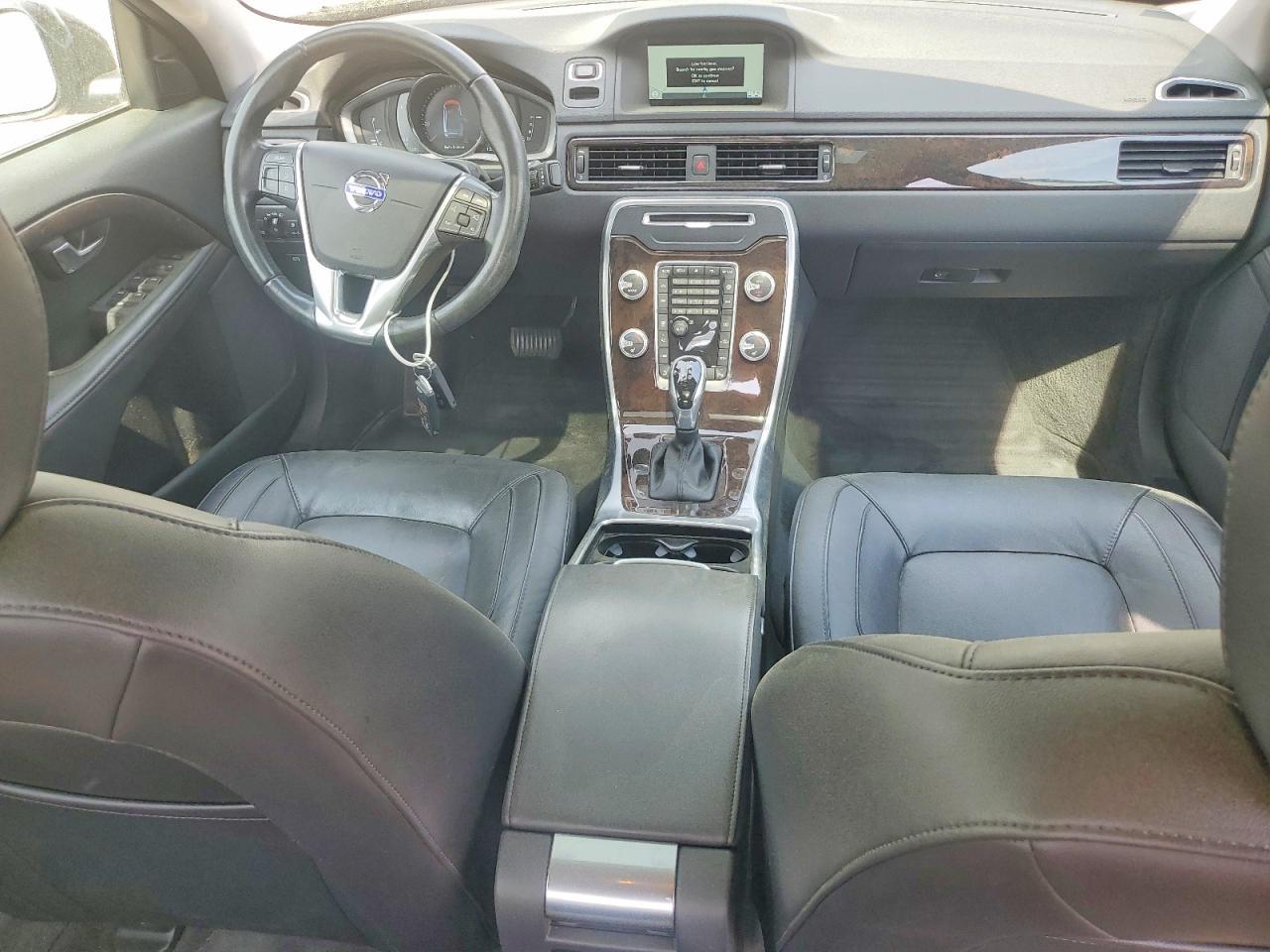 2016 VOLVO S80