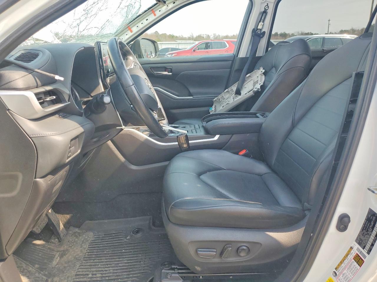 2020 TOYOTA HIGHLANDER