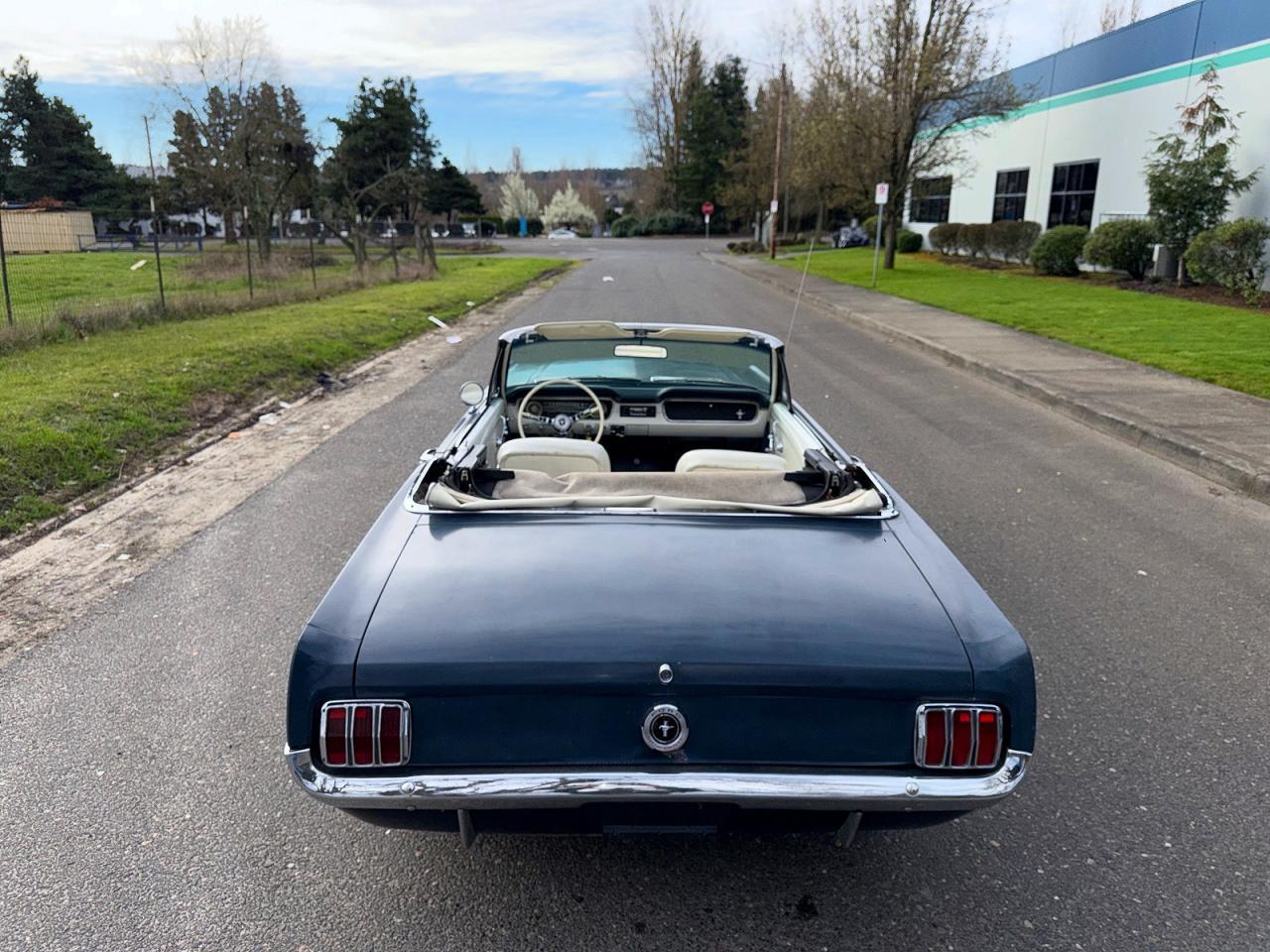 1965 FORD MUSTANG