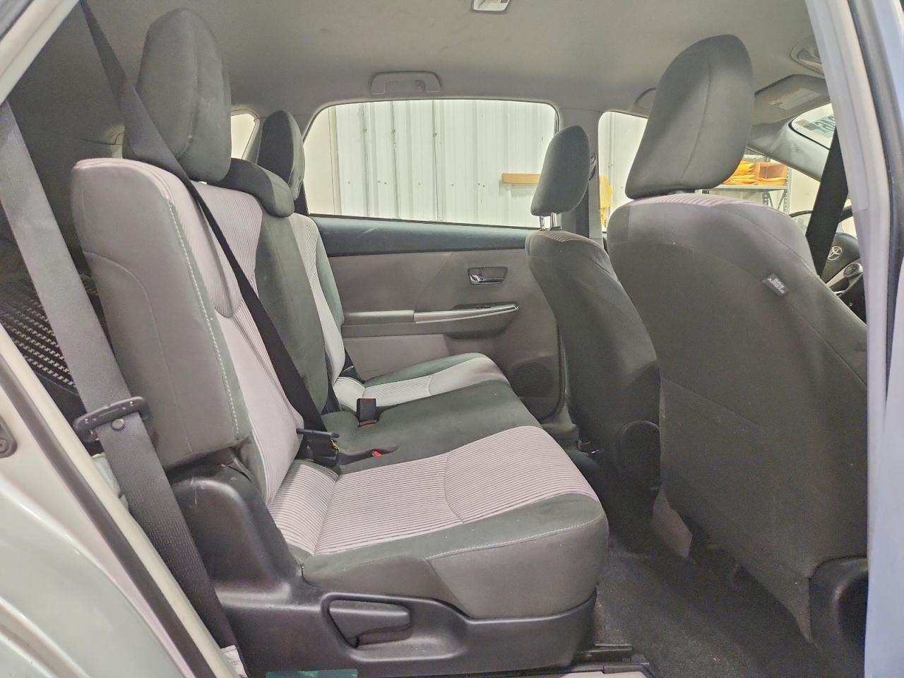 2017 TOYOTA PRIUS V