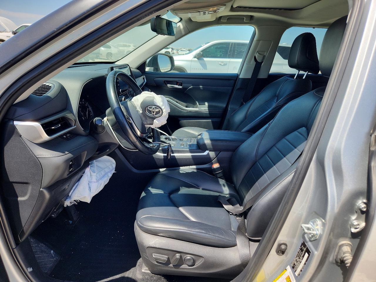 2021 TOYOTA HIGHLANDER
