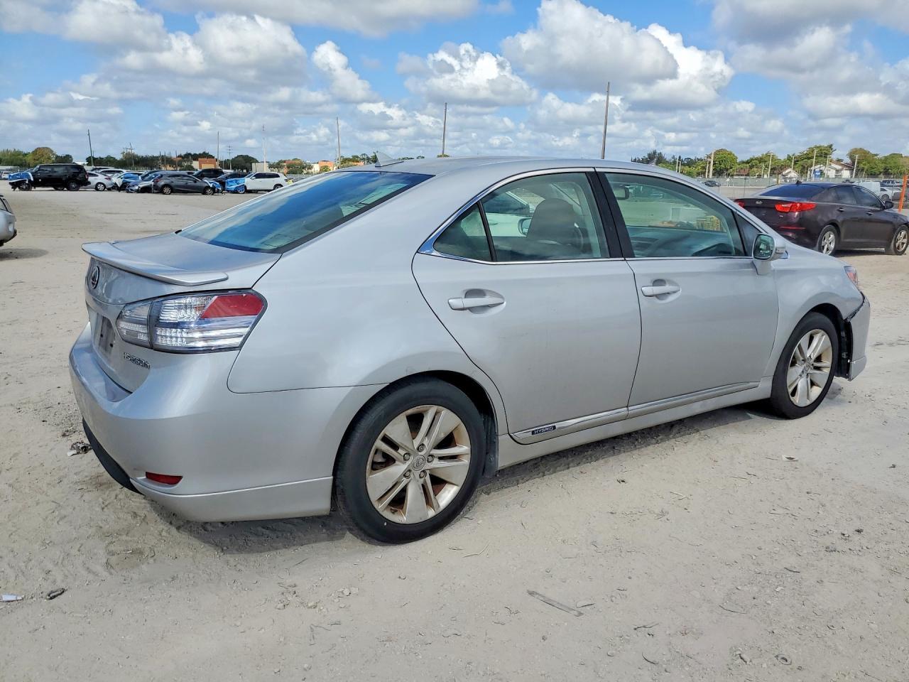 2010 LEXUS HS 250h
