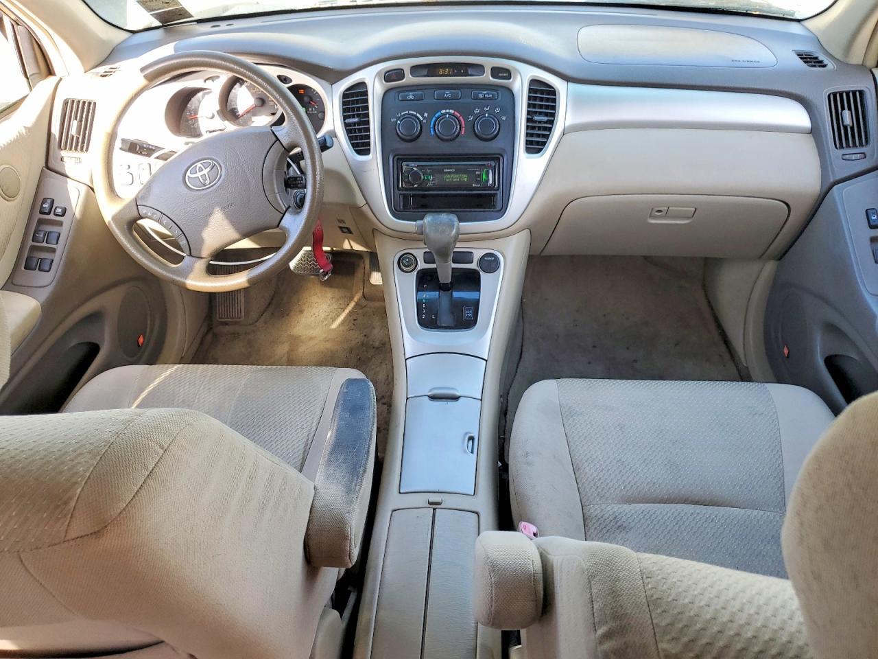 2004 TOYOTA HIGHLANDER