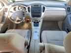 2004 TOYOTA HIGHLANDER