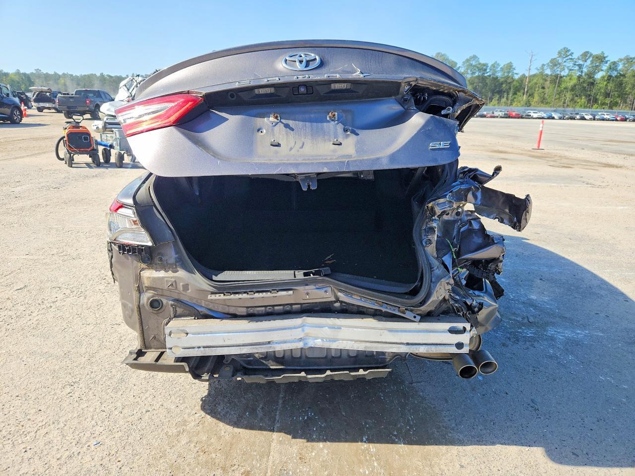 2019 TOYOTA CAMRY