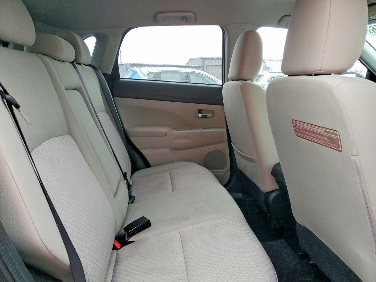 2017 MITSUBISHI Outlander Sport