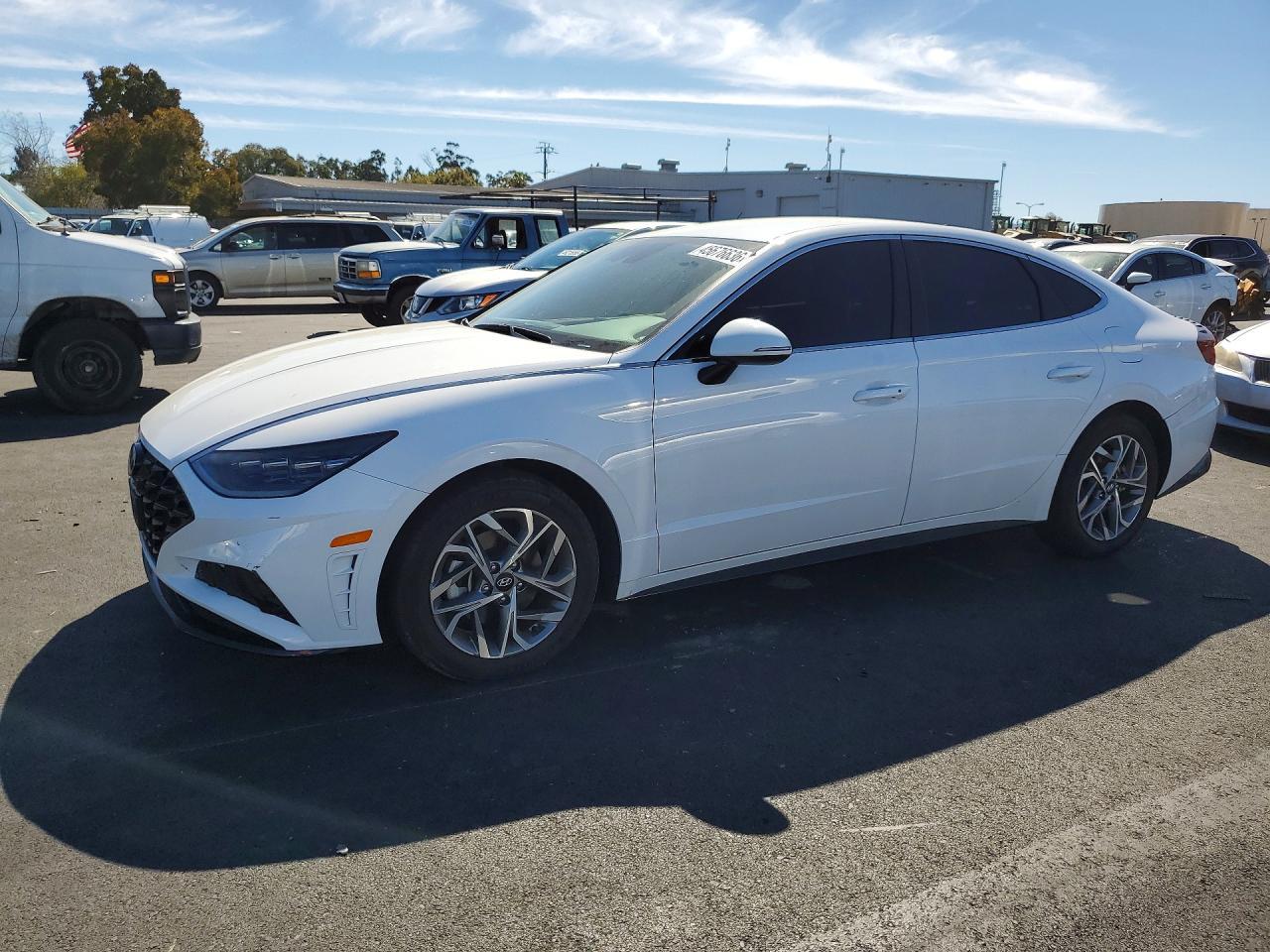 2023 HYUNDAI SONATA