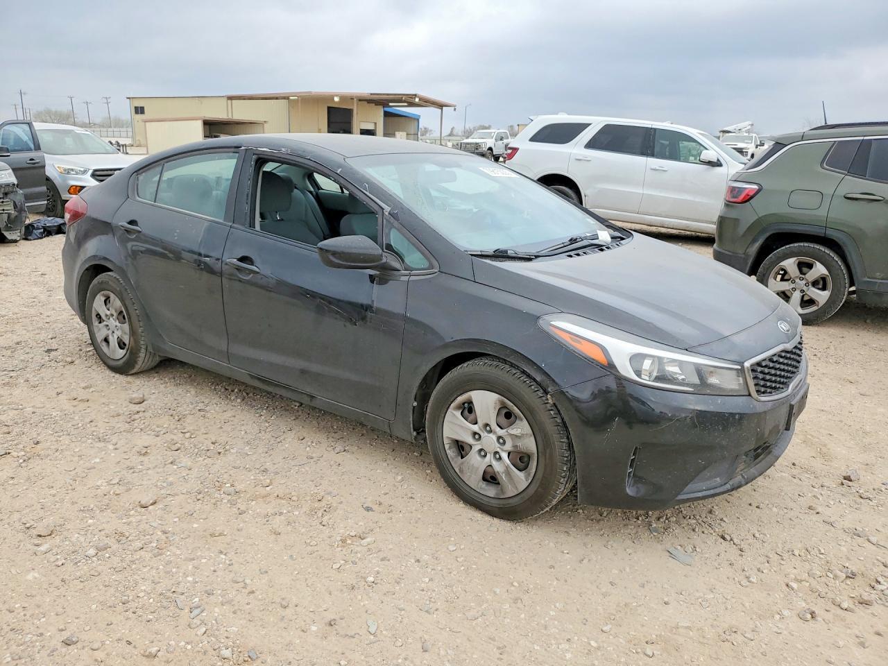 2017 KIA FORTE