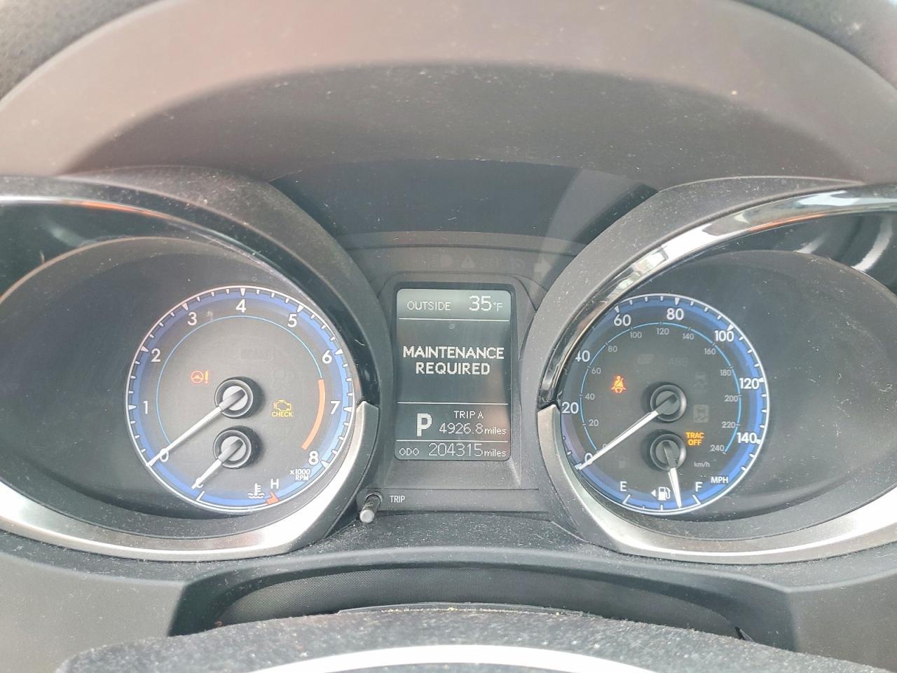 2015 TOYOTA COROLLA