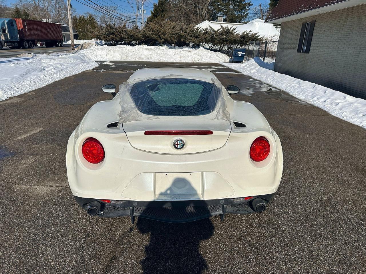 2016 ALFA ROMEO 4C