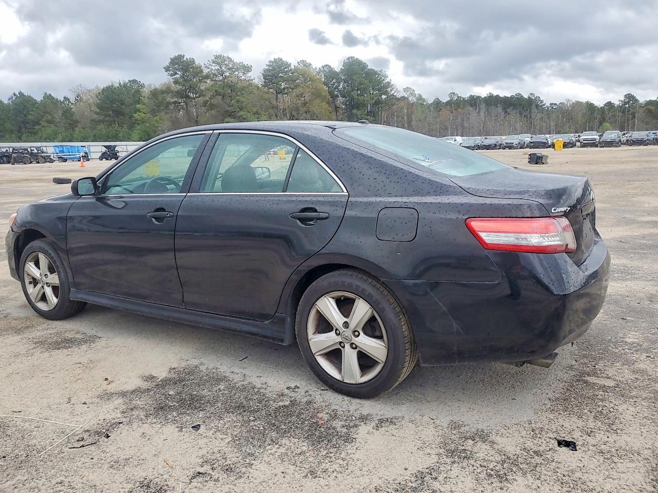 2010 TOYOTA CAMRY