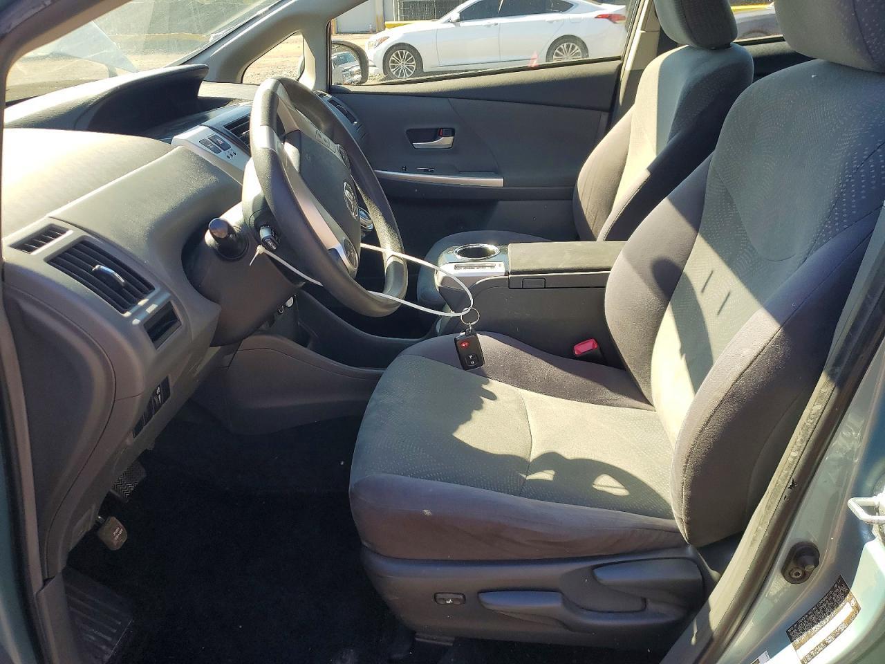 2014 TOYOTA PRIUS V